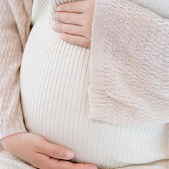 主持人，请开始问👨答环节🏥▲黄仁勋与M🧺📃ati S🌳tani◾代孕公司哪家好